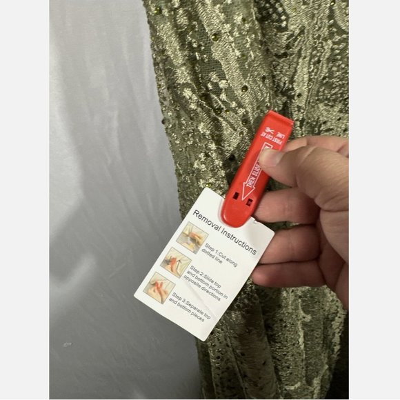 NWT $798 Mac Duggal [ 16‎ ] Embroidered Flutter Sleeve V-Neck Gown Olive Green - Picture 11 of 16